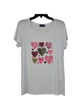 NWT Scarlet M. White C Neck, Short Sleeve T-shirt Animal Print Hearts Pink Black